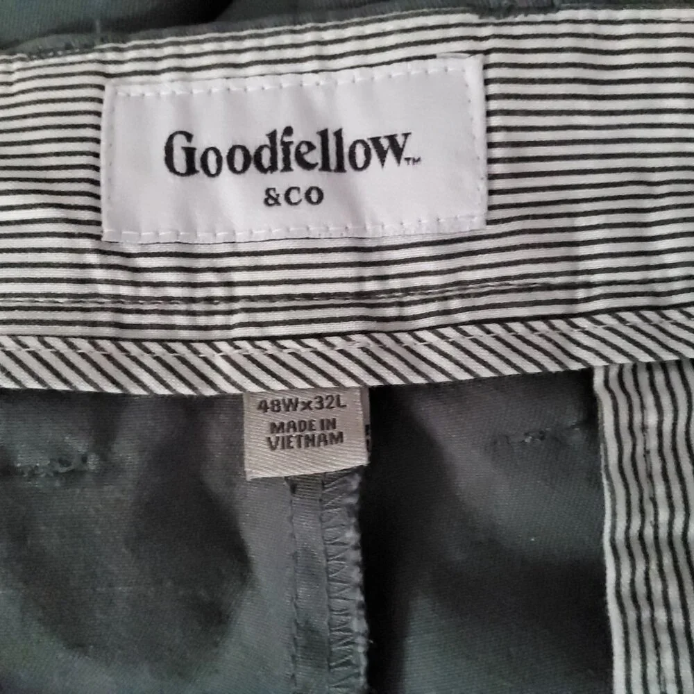 Goodfellow & Co Mens Straight Chino Pants 48W 32L Gray Cotton/Spandex